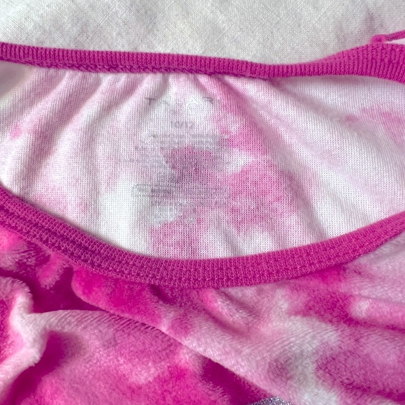 Forever Dreaming Girl’s Graphic Pink Pajamas Size 10 / 12 - Picture 3 of 4